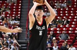 开云体育官网-关于英勇无畏！球员们在比赛中决胜瞬间挺身而出的信息