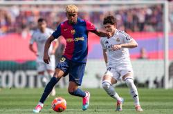 开云体育下载-皇家马德里和巴塞罗那将在西甲最后一轮争夺冠军