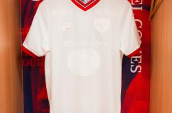 开云体育在线-尼斯公布新赛季球衣彰显法甲球队风采