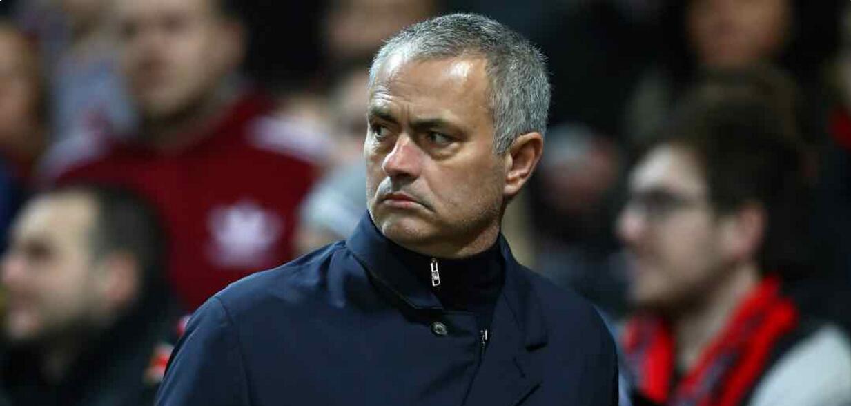 马赛客场作战,艰难逼平尼斯的简单介绍 马赛客场作战,艰难逼平尼斯的简单介绍