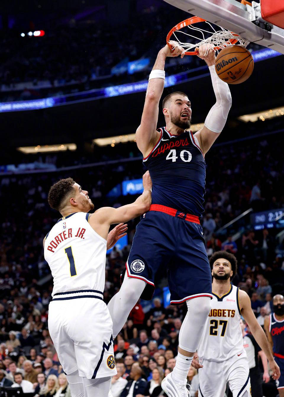 关于快船大胜魔术，全队火力爆发的信息